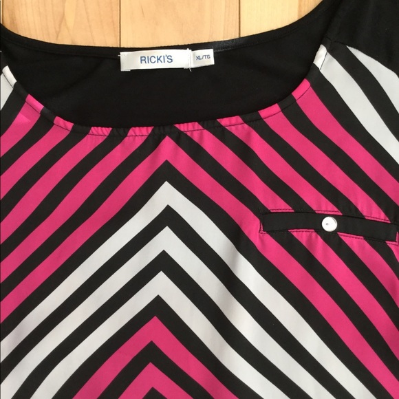 Ricki’s Striped Short Sleeve Shirt - Picture 3 of 4